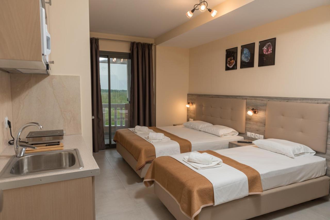 Ino Luxury Rooms Paralía Exteriör bild
